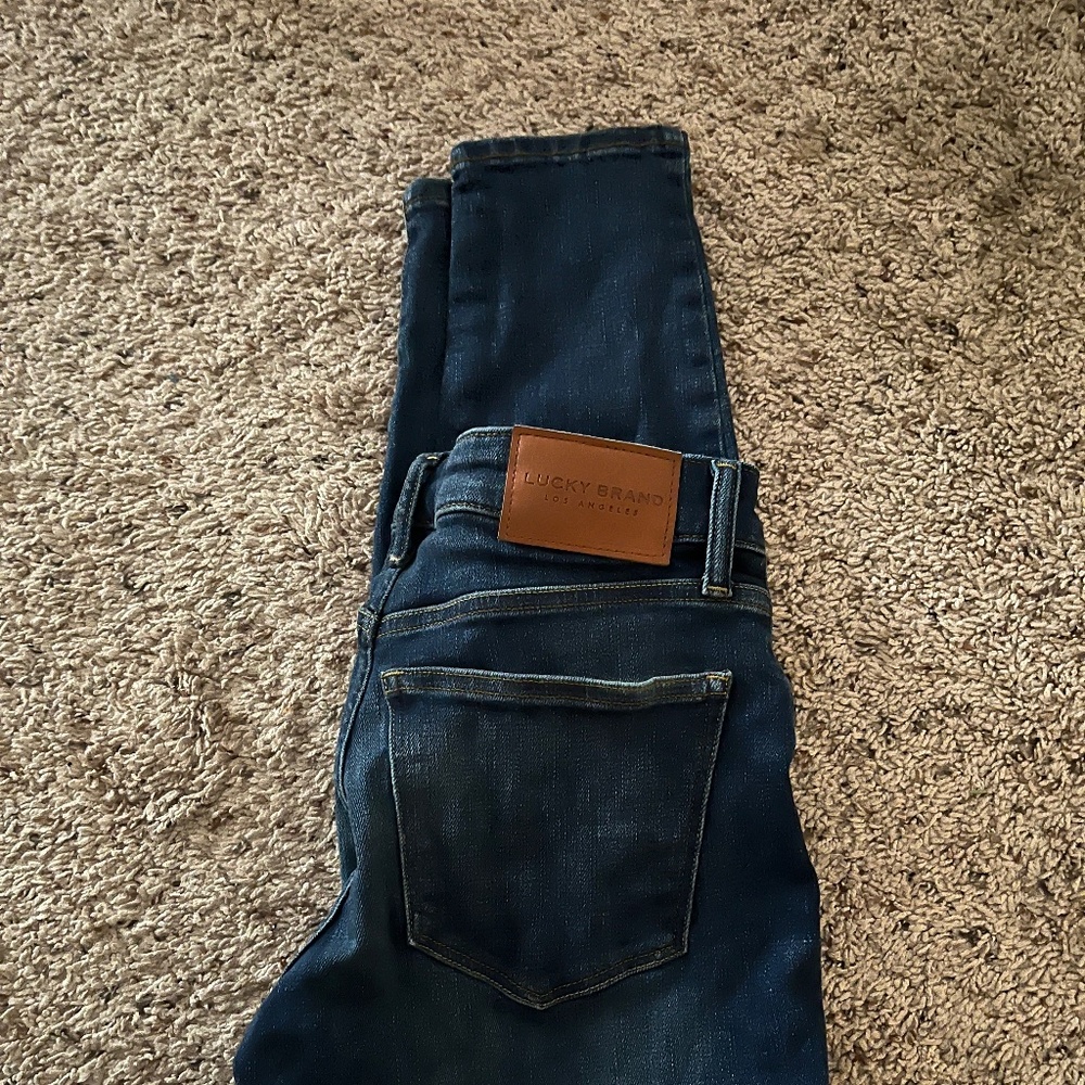 Skinny jeans